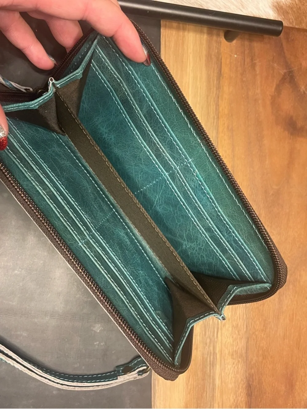 Tooled Floral Leather Wristlet Wallet in Teal & Tan